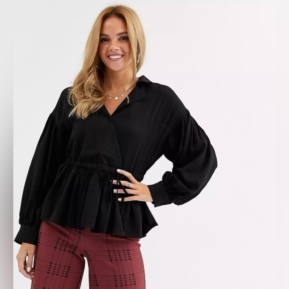NWT MOON RIVER WRAP STYLE TOP - Picture 1 of 4